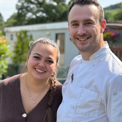 Joe & Grace, your hosts at The Three Horseshoes